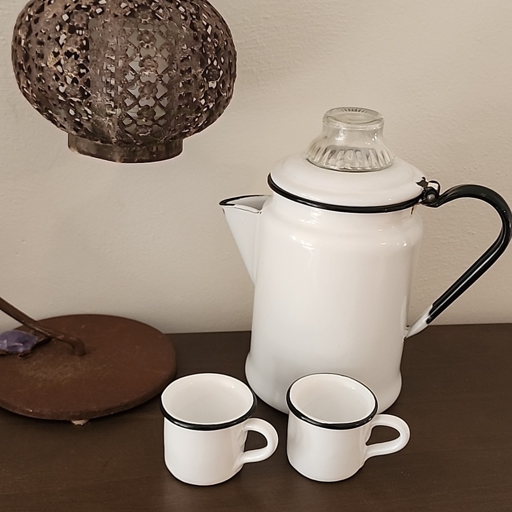 Vintage Percolator & 2 Sur La Table Stoneware Demietasse Espresso Cups Black Rim